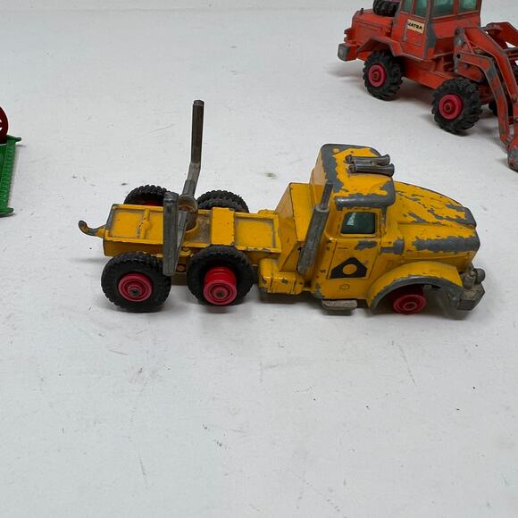 Vintage 60s Lesney Matchbox King Size K9 Combine Truck Tow Bulldozer - Picture 12 of 16